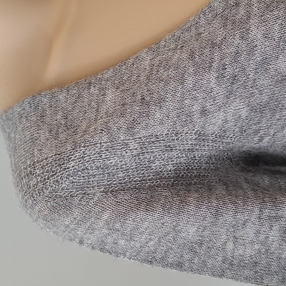 Halston Heritage women's long sleeves sweater - Picture 3 of 9